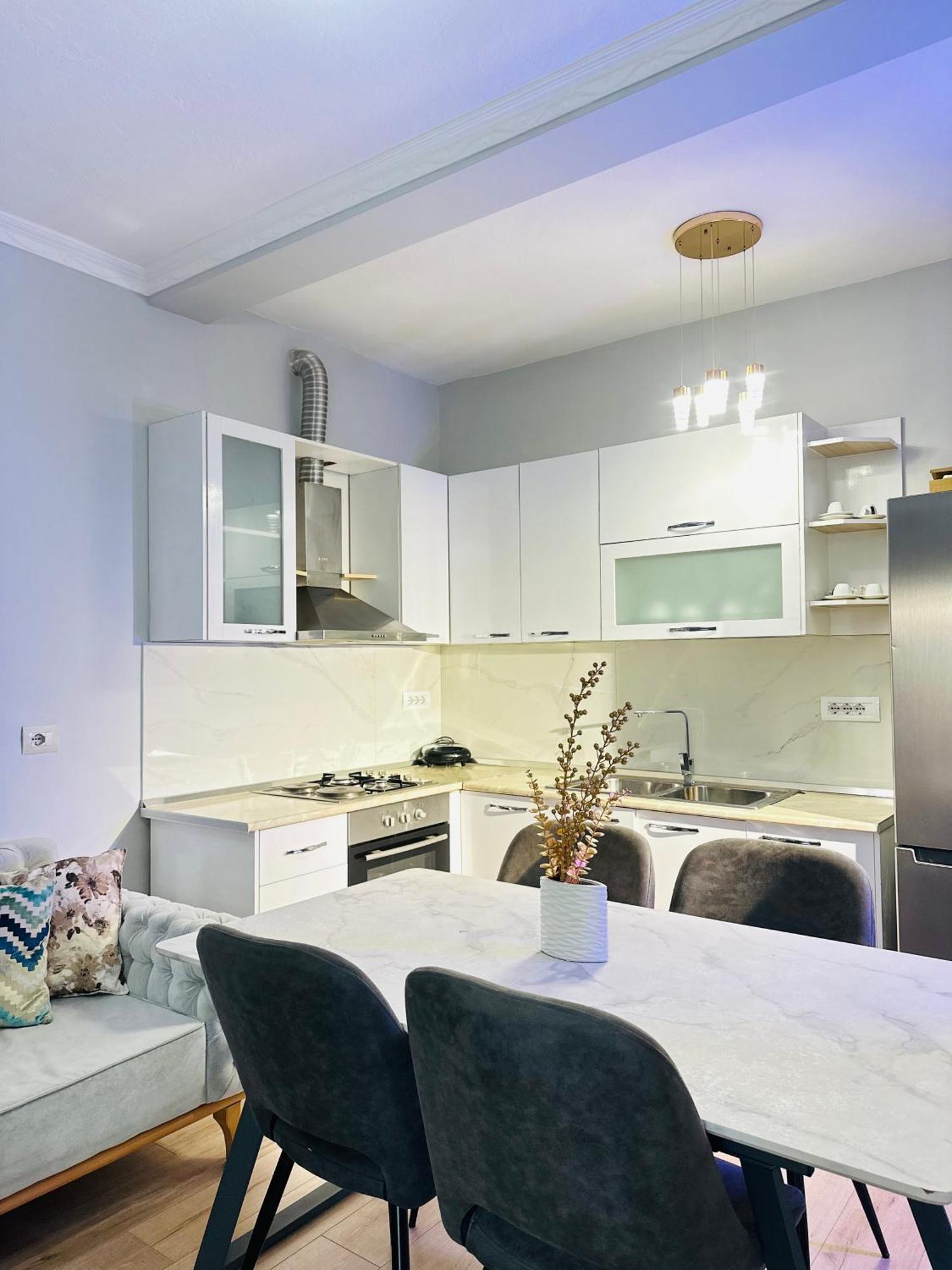 Apartament Bllok: Cozy Stay, 24/7 Self Check-in